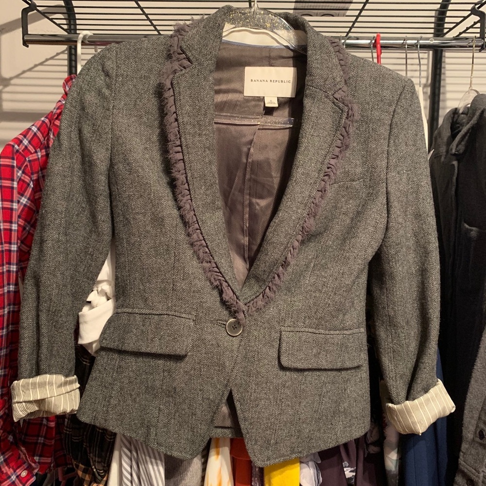 🩶✨Banana Republic Gray Blazer✨🩶